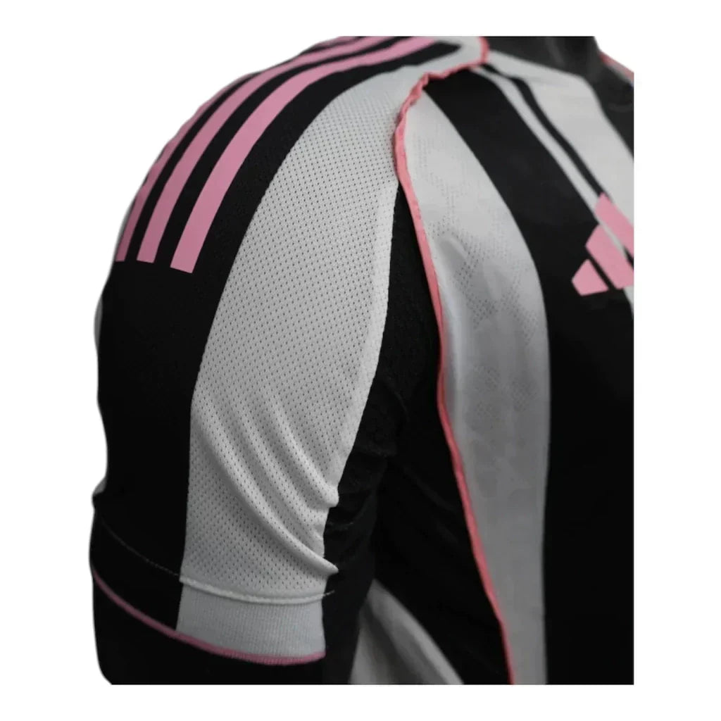 Juventus Home 25/26 Jersey - Player Version
