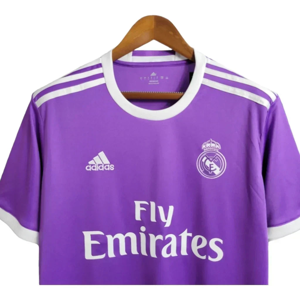 Real Madrid Retro 17/18 Jersey