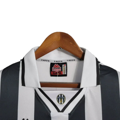 Juventus Retro 1995/1997 Jersey
