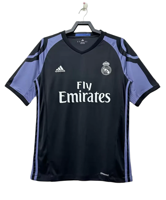 Real Madrid Retro 16/17 Jersey